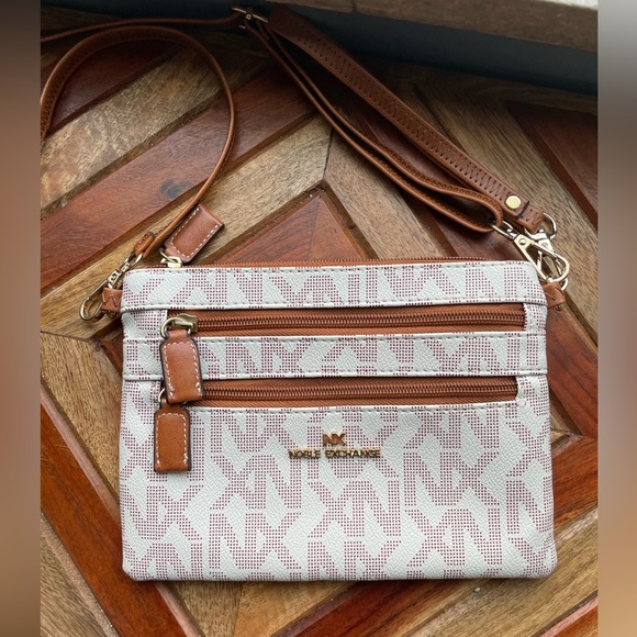 Purse - Picture 12 of 13